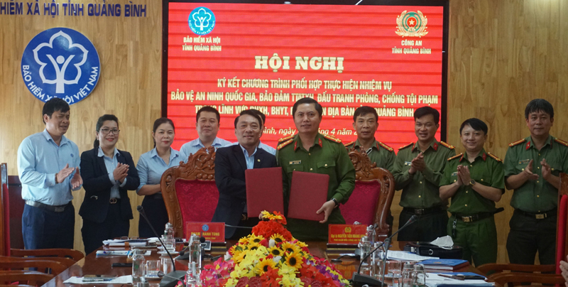 Công an tỉnh và BHXH tỉnh ký kết quy chế phối hợp phòng, chống tội phạm trong lĩnh vực BHXH năm 2022.
