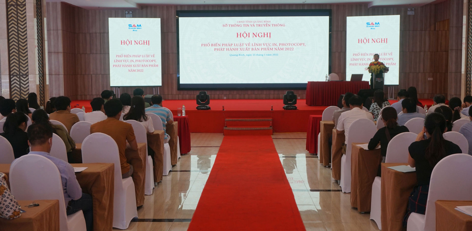 Các đại biểu tham dự hội nghị tập huấn.