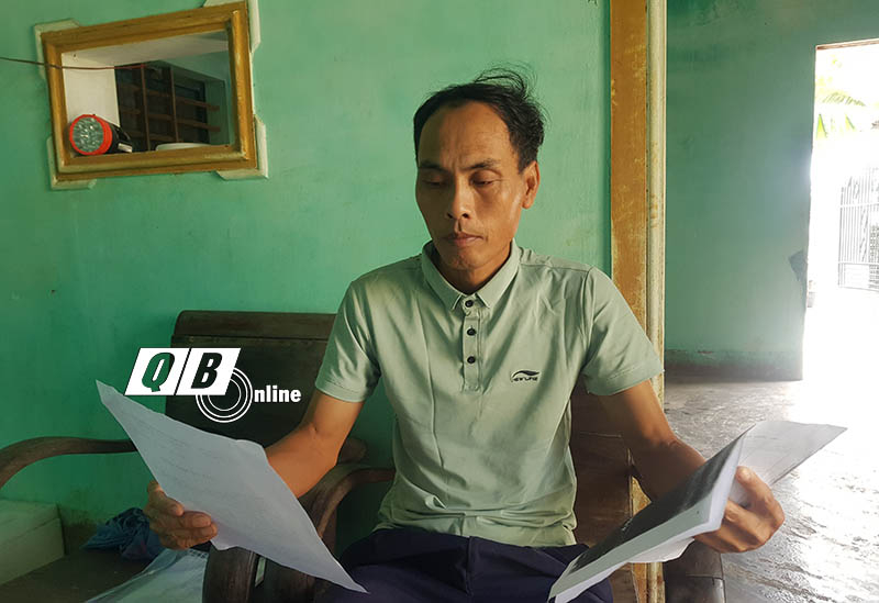 Ông Nguyễn Văn Lào cho rằng cán bộ Chi nhanh Văn phòng đăng ký đất đai TX. Ba Đồn thu hồi GCNQSDĐ của gia đình sai quy định.