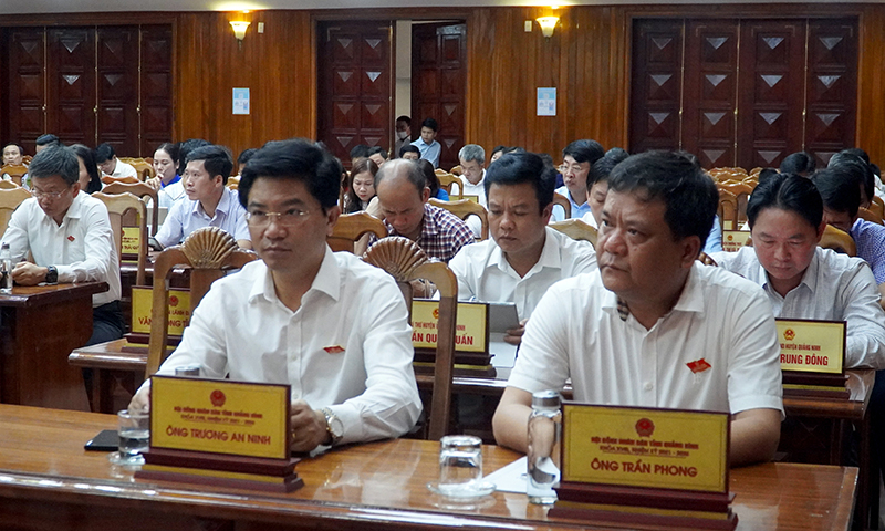 Đại biểu dự kỳ họp