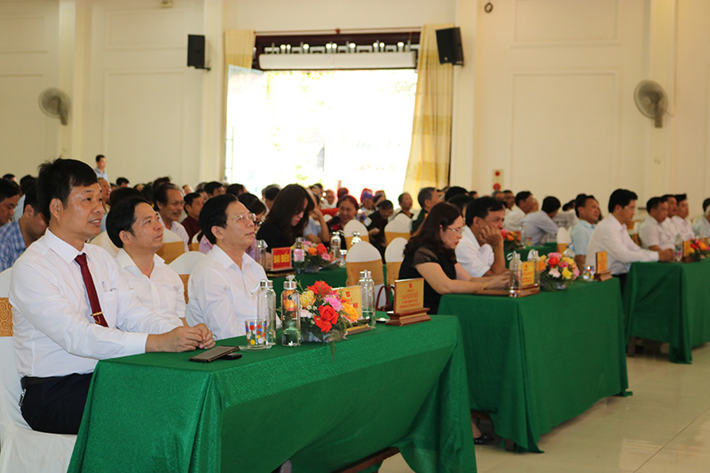 Các đại biểu tham dự buổi tọa đàm
