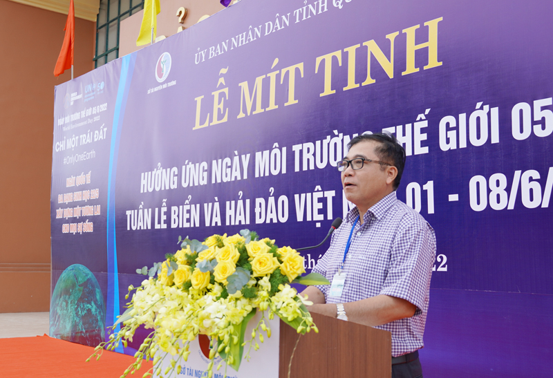 Đồng chí Phó Chủ tịch Thường trực UBND tỉnh Đoàn Ngọc Lâm phát biểu tại buổi lễ