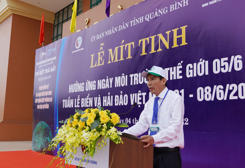Đồng chí Giám đốc Sở Tài Nguyên và Môi trường Nguyễn Huệ phát biểu tại buổi lễ