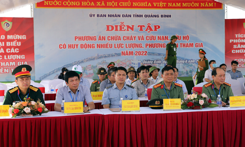 Các đại biểu tham gia cuộc diễn tập