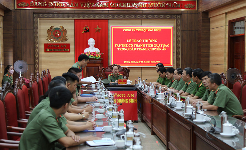 Lễ trao thưởng của Bộ Công an cho các đơn vị có thành tích xuất sắc trong đấu tranh chuyên án NVT1.