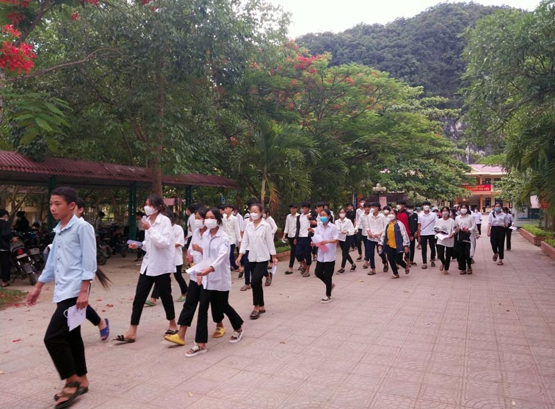 Các thí sinh ở Minh Hóa vừa hoàn thành kỳ thi tuyển sinh vào lớp 10 THPT năm học 2022-2023.