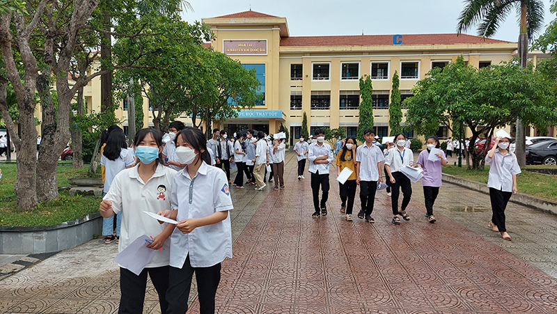 Đa số thí sinh đều làm hài lòng với bài thi của mình