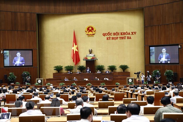 Chủ tịch Quốc hội Vương Đình Huệ phát biểu kết thúc chất vấn nhóm vấn đề liên quan đến lĩnh vực tài chính. (Ảnh: Doãn Tấn/TTXVN)