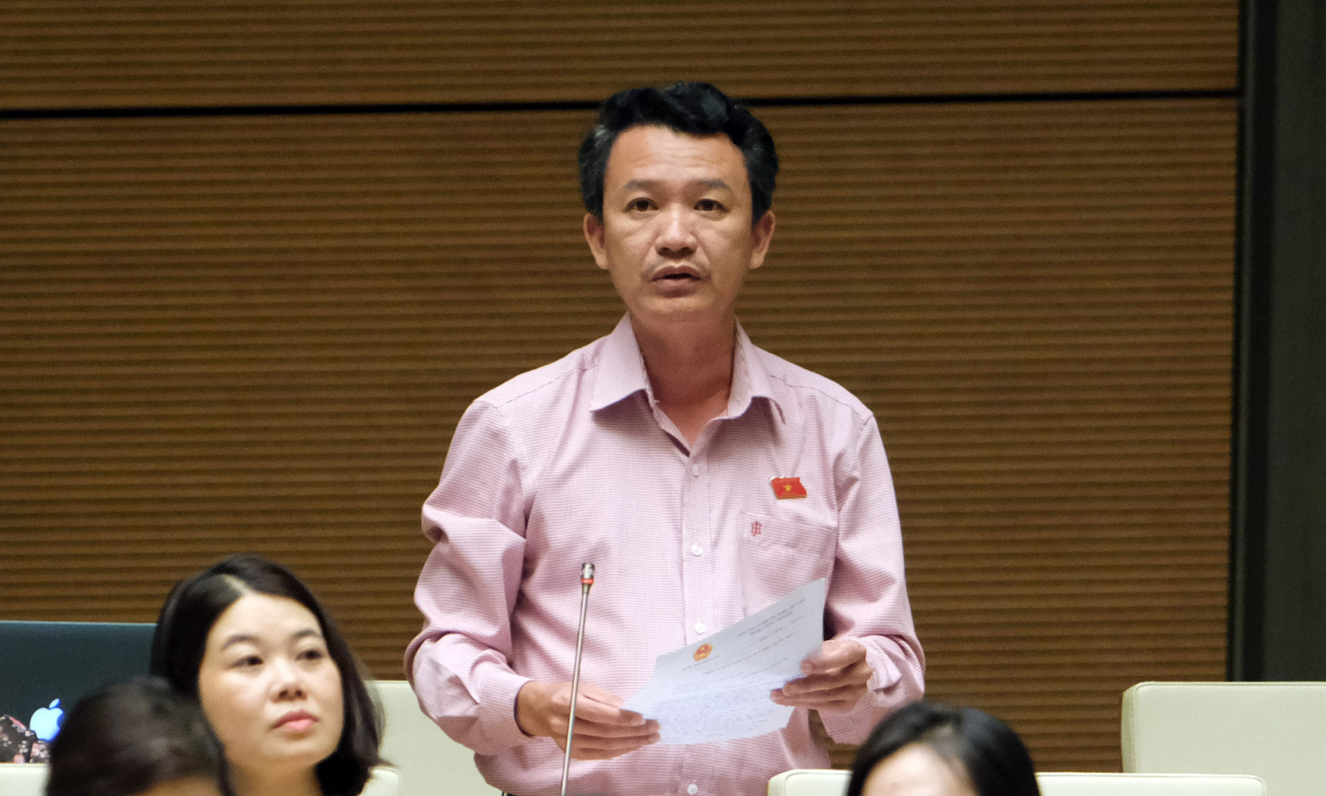 Đại biểu Trần Quang Minh chất vấn Bộ trưởng Bộ GTVT