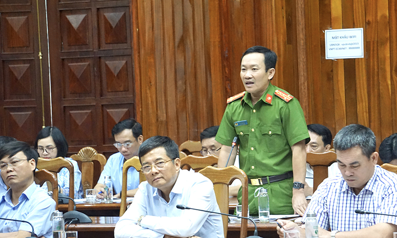 Đại biểu phát biểu tại hội nghị.