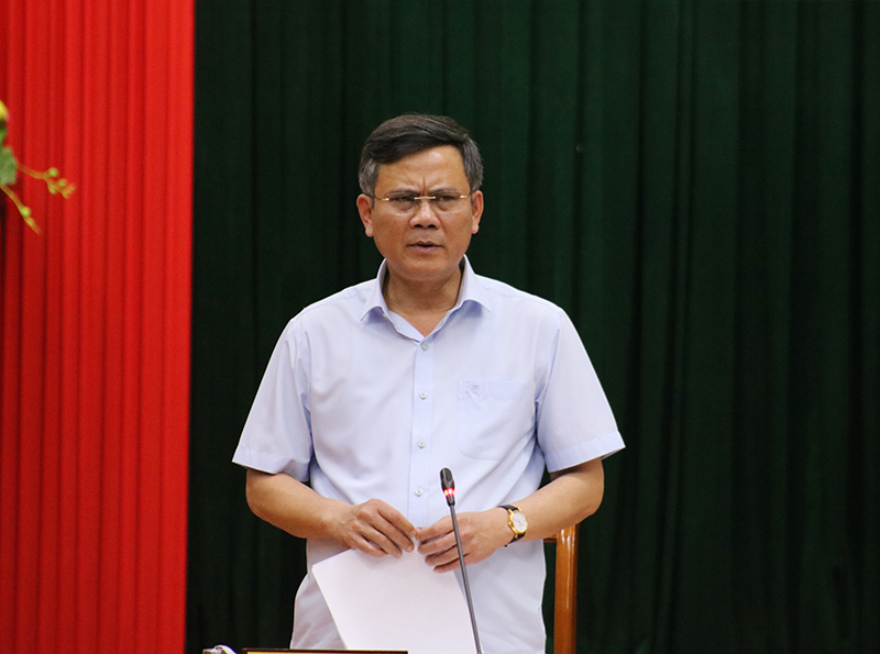 Phát biểu tại hội nghị, đồng chí Chủ tịch UBND tỉnh nhấn mạnh tầm quan trọng cũng như tính cấp thiết của Đề án 06 trong mục tiêu quốc gia về chuyển đổi số.