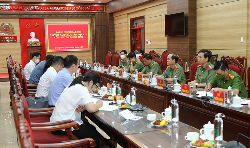 Buổi thăm, làm việc của đoàn công tác Đại sứ quán Nhật Bản tại Công an tỉnh Quảng Bình.