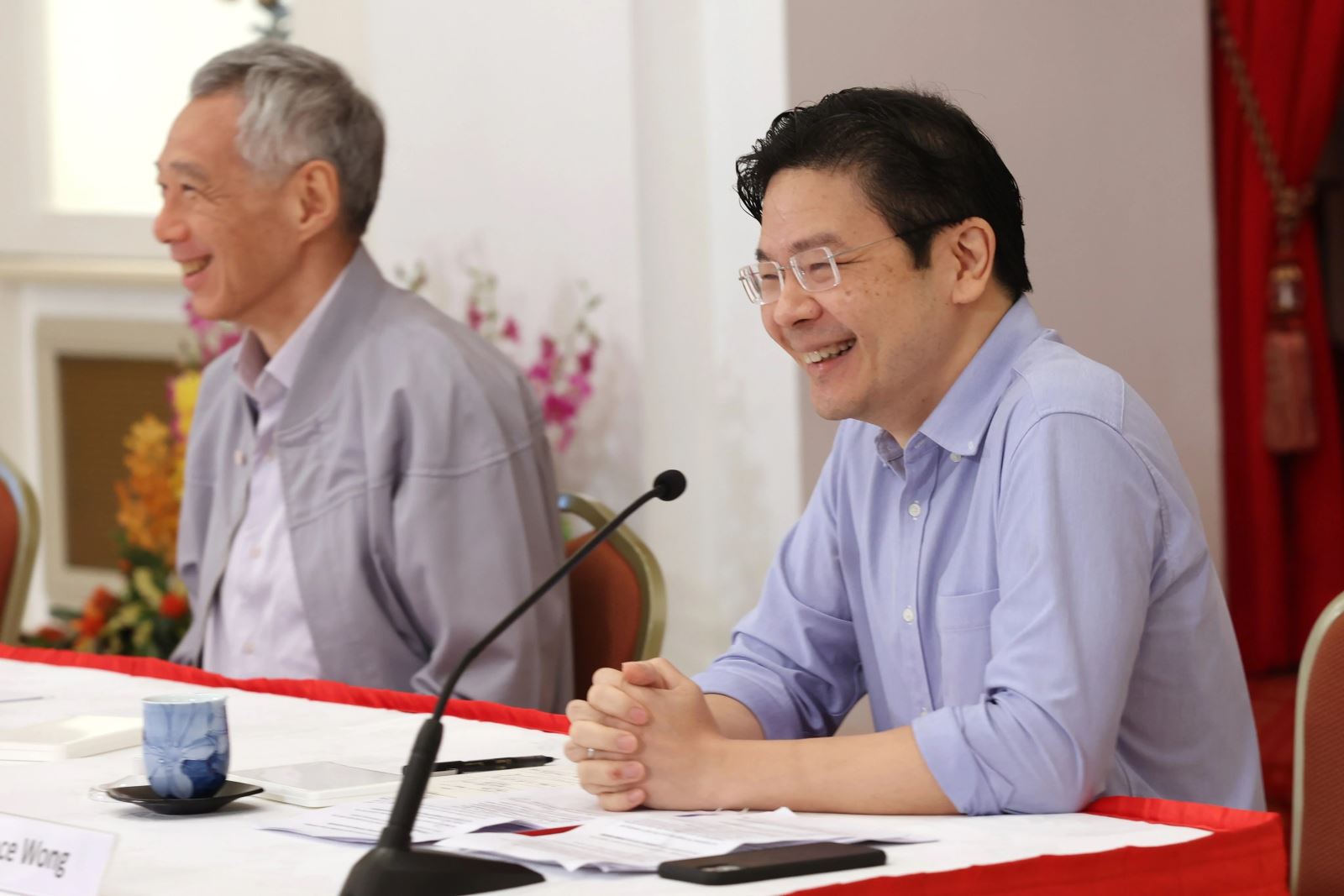 Quyền Thủ tướng Singapore Lawrence Wong (bên phải). Ảnh: Bưu điện Hoa Nam buổi sáng