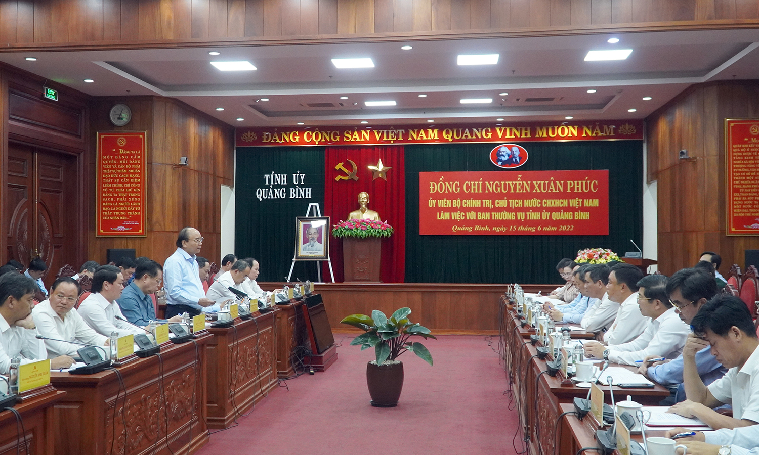 Toàn cảnh buổi làm việc