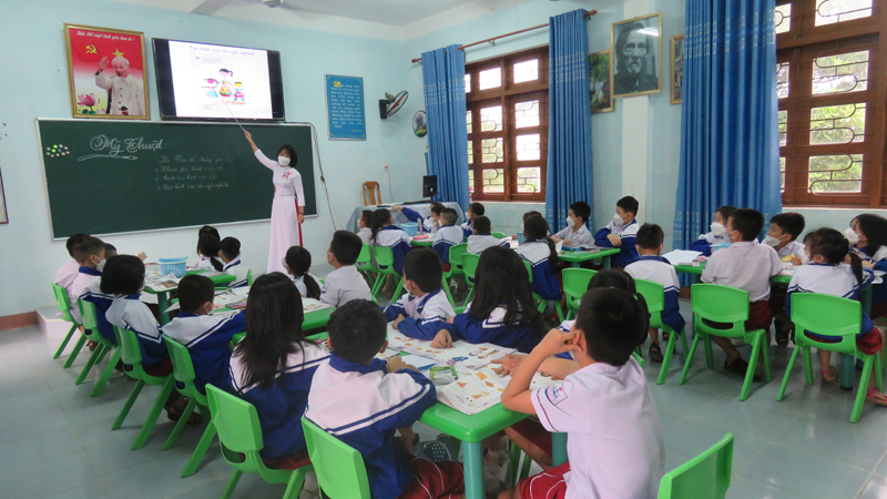 Đổi mới phương pháp dạy học, tạo hứng thú cho HS khi học tập là nhiệm vụ được các nhà trường hết sức chú trọng.