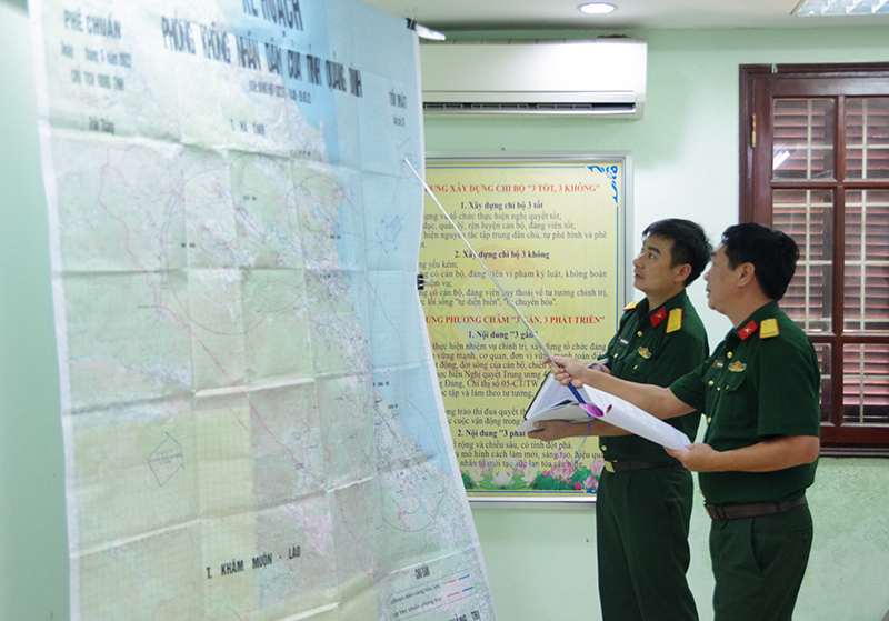 Kiểm tra kế hoạch tác chiến phòng không nhân dân