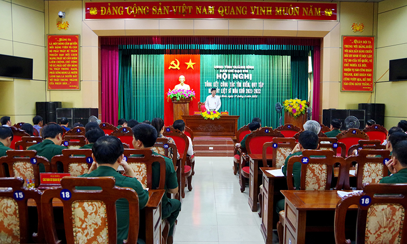 Toàn cảnh hội nghị.