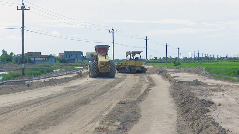 Ngành Thuế phối hợp với Kho bạc Nhà nước tỉnh thu hồi nợ thuế qua việc thanh toán vốn xây dựng cơ bản.