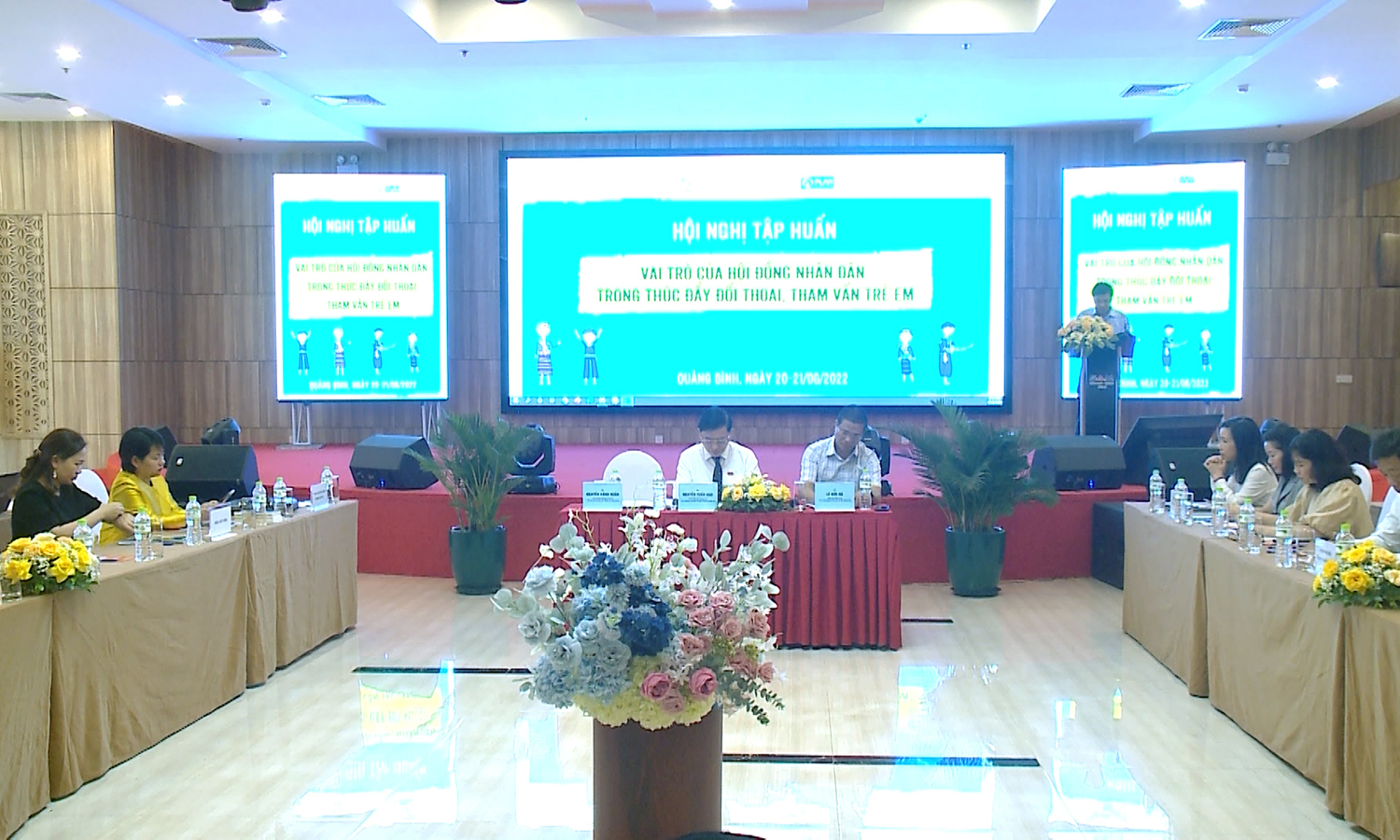 Toàn cảnh hội nghị