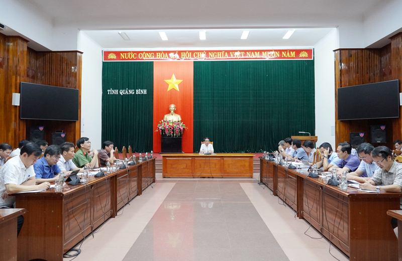 Quang cảnh phiên họp.