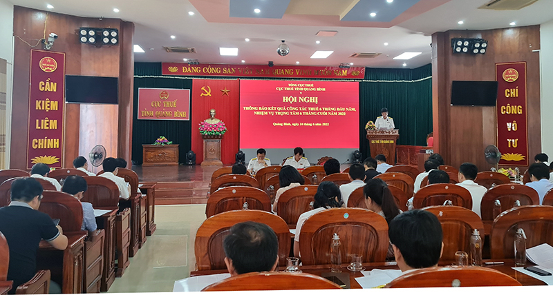  Toàn cảnh hội nghị. 