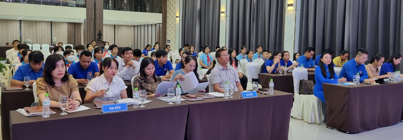Các đại biểu tham dự hội thảo