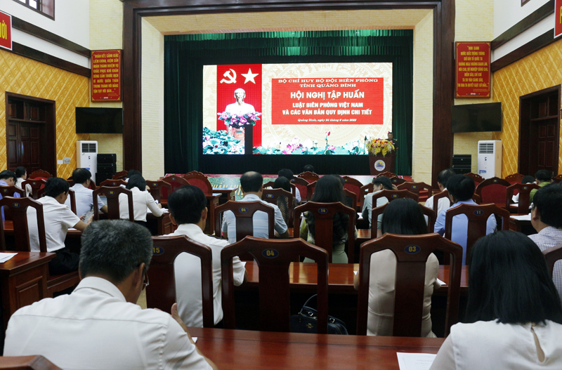 Toàn cảnh buổi tập huấn.