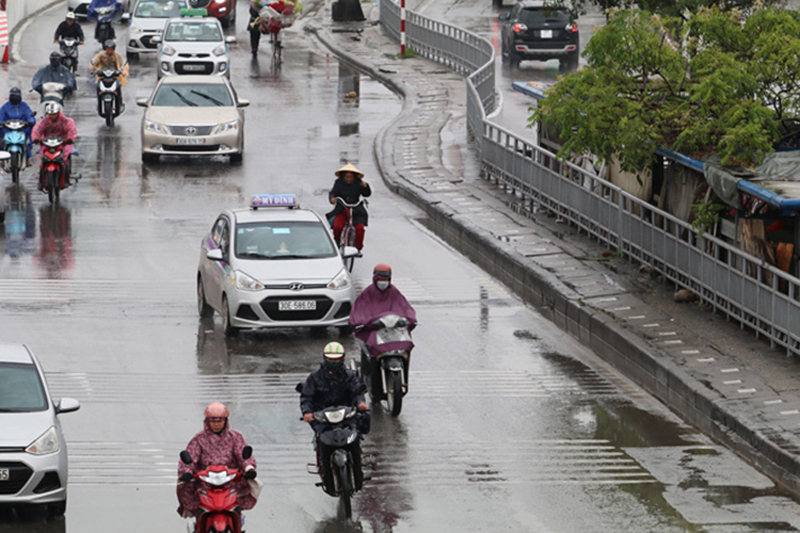 Chiều tối và đêm Bắc Bộ và Thanh Hóa, Nghệ An mưa to và dông.