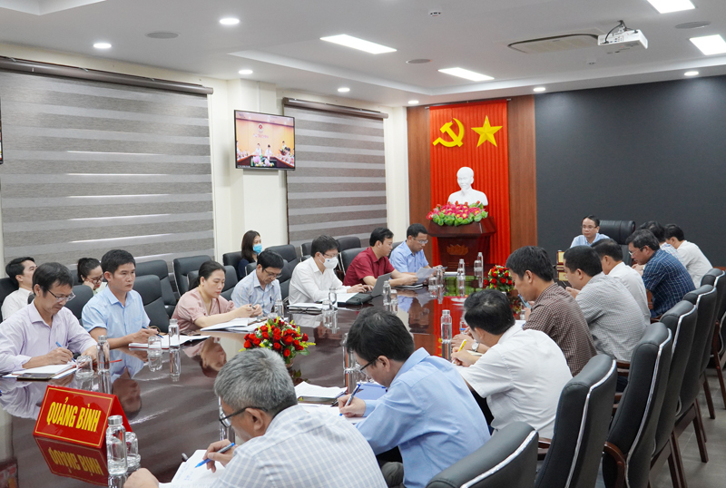 Quang cảnh hội nghị tại điểm cầu Quảng Bình.