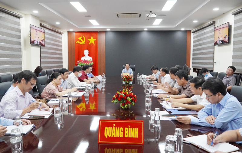 Các đại biểu dự hội nghị tại điểm cầu tỉnh Quảng Bình