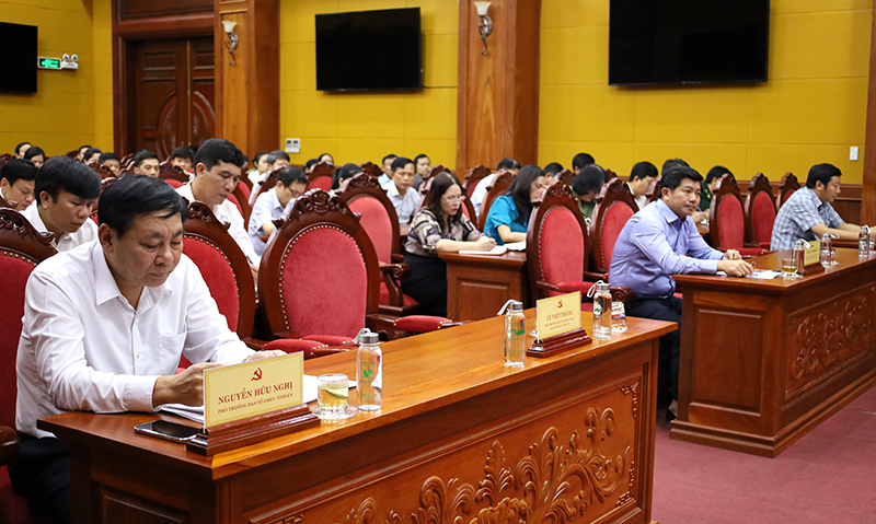  Các đại biểu dự hội nghị.