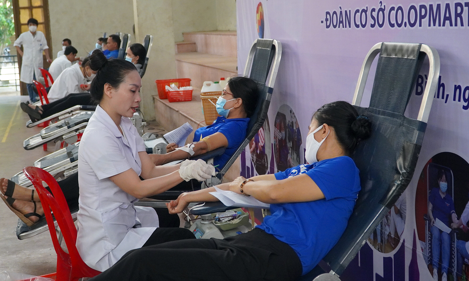 ĐVTN tham gia hiến máu tình nguyện sáng 2/7