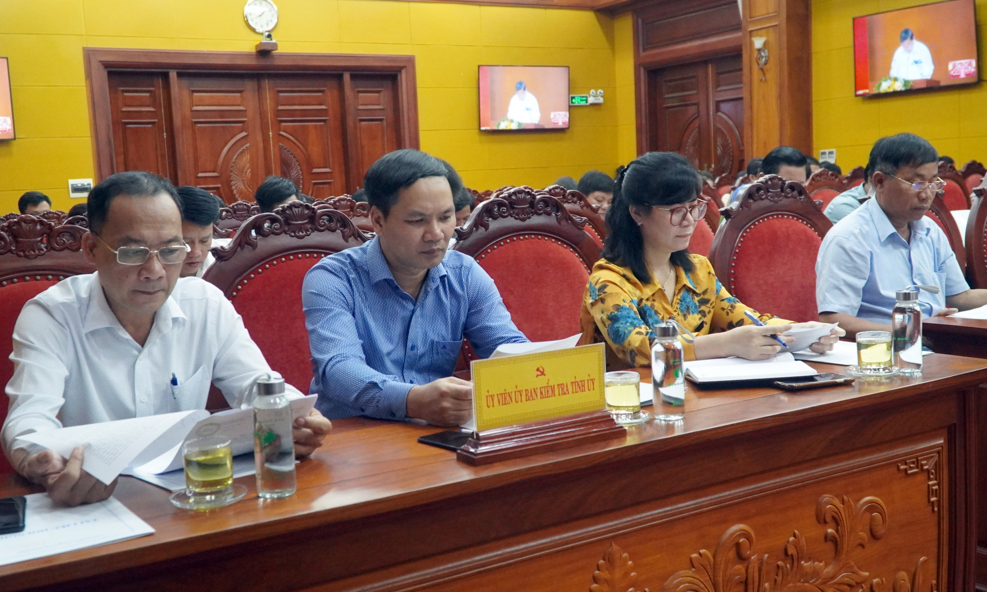 Đại biểu dự hội nghị