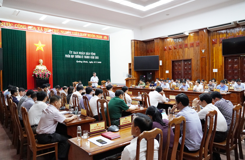 Toàn cảnh phiên họp.