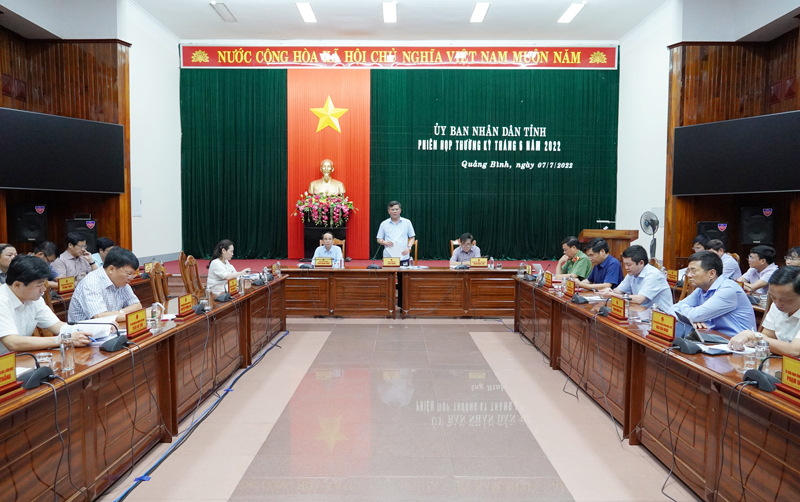 Quang cảnh phiên họp.