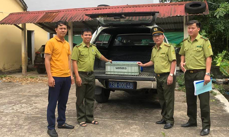 Hạt Kiểm lâm Tuyên Hóa bàn giao các cá thể rùa cho Trung tâm Cứu hộ, bảo tồn và phát triển sinh vật.