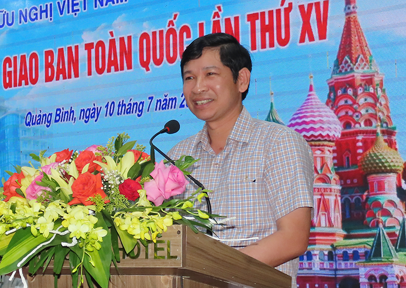 Đồng chí Phó Chủ tịch UBND tỉnh Hồ An Phong phát biểu tại hội nghị.