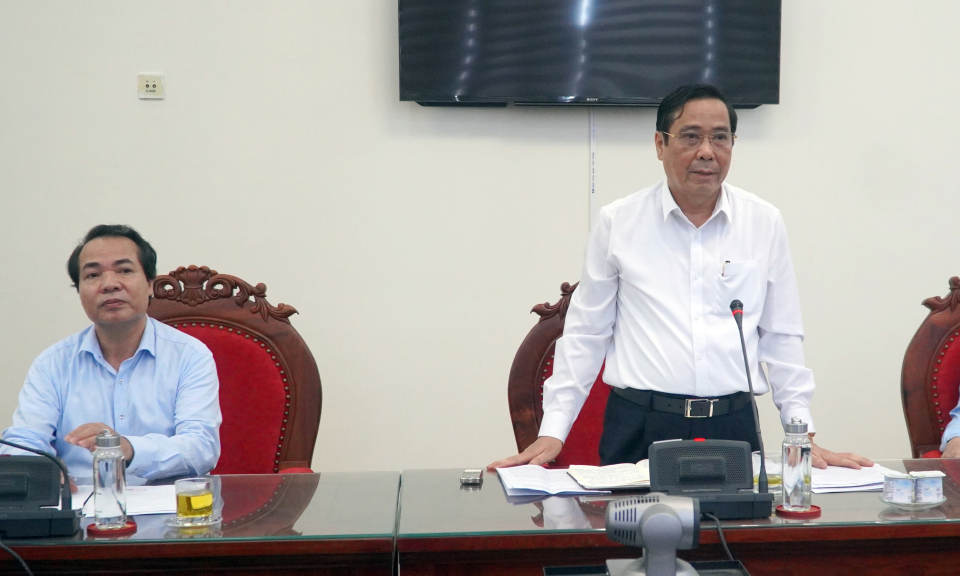 Đồng chí Chủ tịch Hội NCT Việt Nam Nguyễn Thanh Bình phát biểu tại buổi làm việc