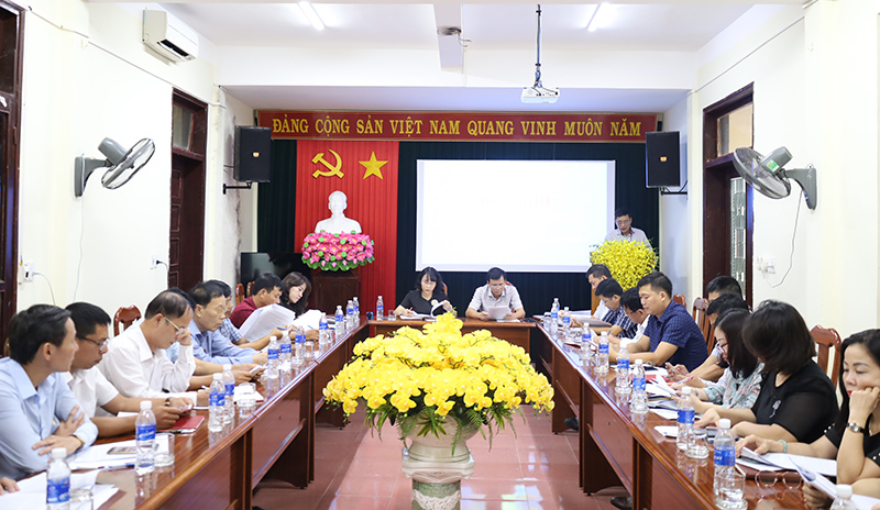 Các đại biểu tham dự hội nghị. 