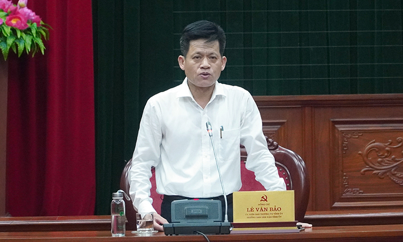 Đồng chí Phó Trưởng Ban Chỉ đạo Quy chế dân chủ ở cơ sở phát biểu kết luận hội nghị