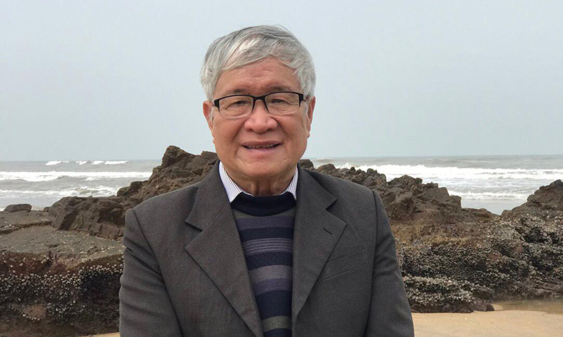 Nhà thơ Hoàng Vũ Thuật.