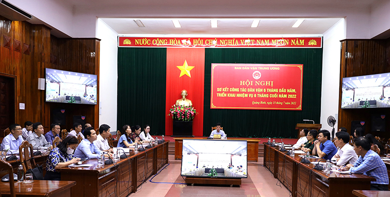 Toàn cảnh hội nghị.