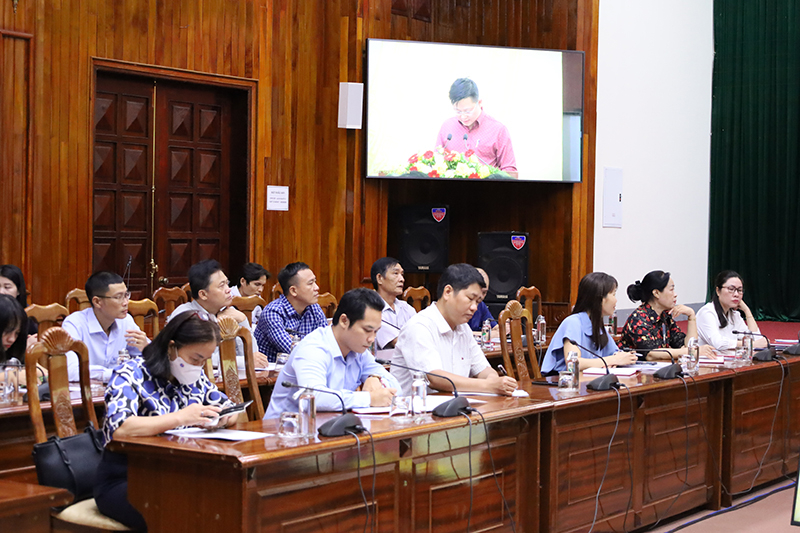 Các đại biểu dự hội nghị trực tuyến tại điểm cầu Quảng Bình.