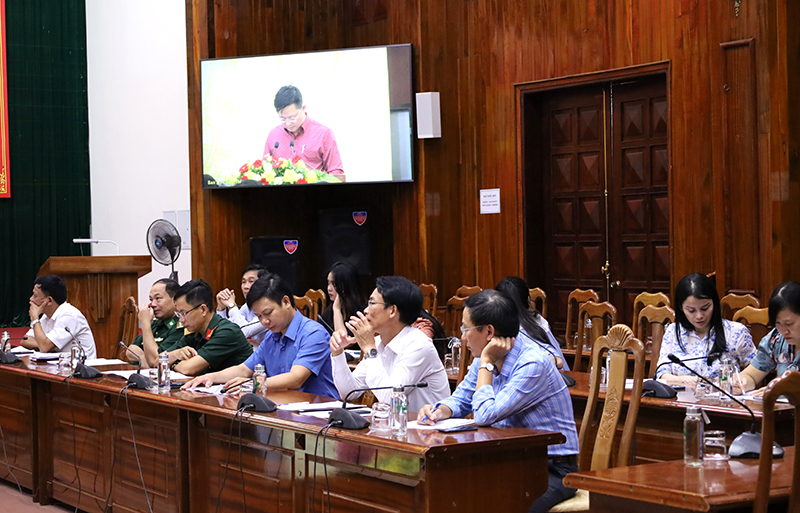 Các đại biểu dự hội nghị tại điểm cầu Quảng Bình.