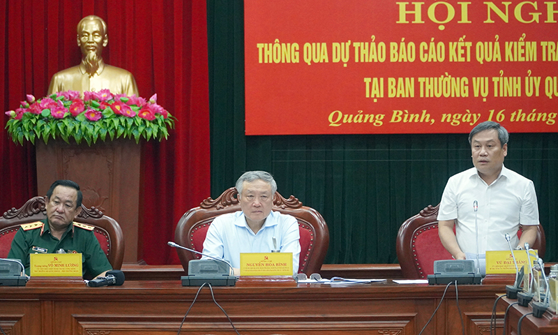 Đồng chí Vũ Đại Thắng tiếp thu các ý kiến chỉ đạo.