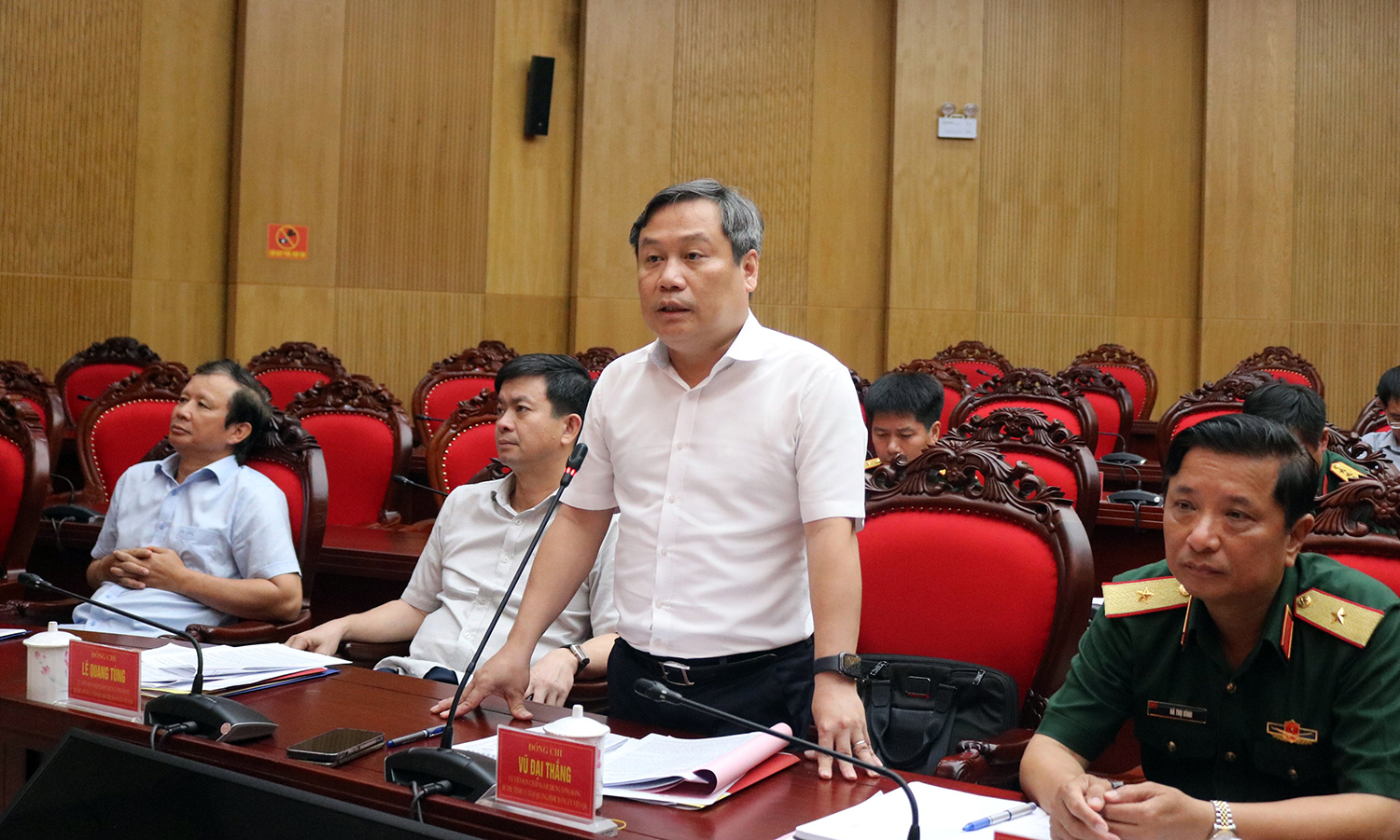 Đồng chí Bí thư Tỉnh ủy Vũ Đại Thắng phát biểu tại hội nghị
