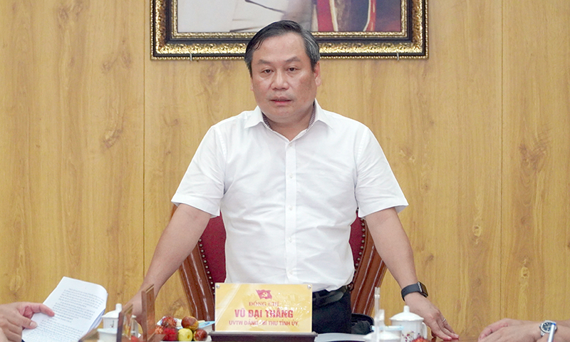 Đồng chí Bí thư Tỉnh ủy Vũ Đại Thắng phát biểu chỉ đạo tại buổi làm việc