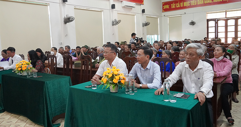 Các đại biểu tham dự tại buổi gặp mặt.