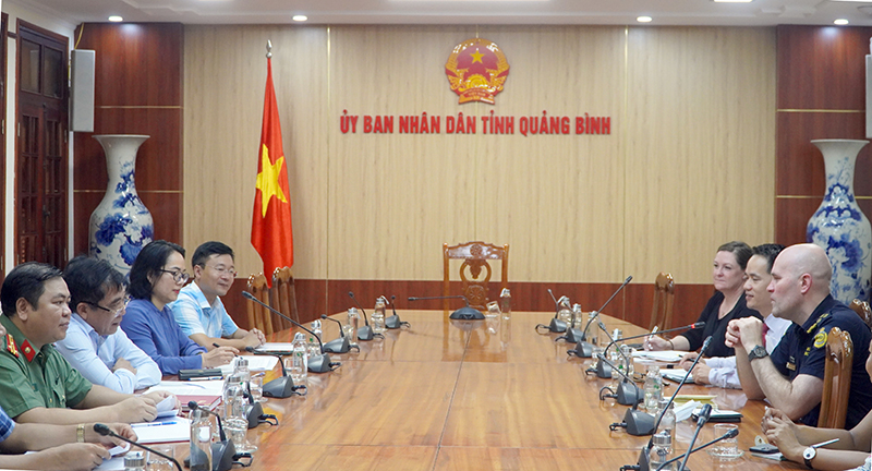 Toàn cảnh buổi làm việc