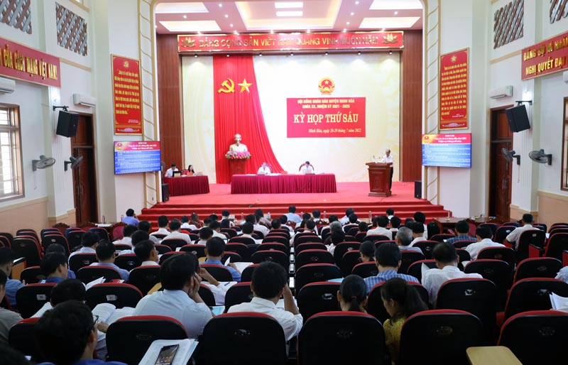 Quang cảnh tại kỳ họp.